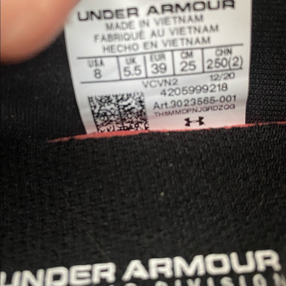 UNDER ARMOUR U AW CHARGED VANTAGED WOMEN’S RUNNING SHOES 🏃‍♀️ - Picture 12 of 14